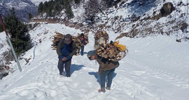 snow humla.jpg